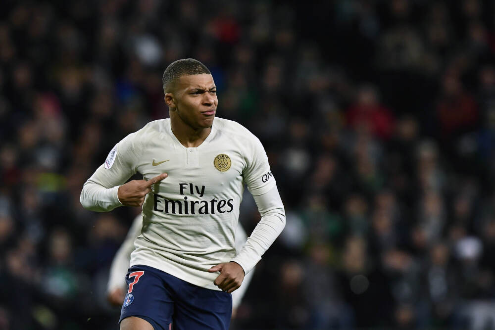 种子选手仅剩一人，法兰西独苗绝境求生，乒坛新王呼之欲出？